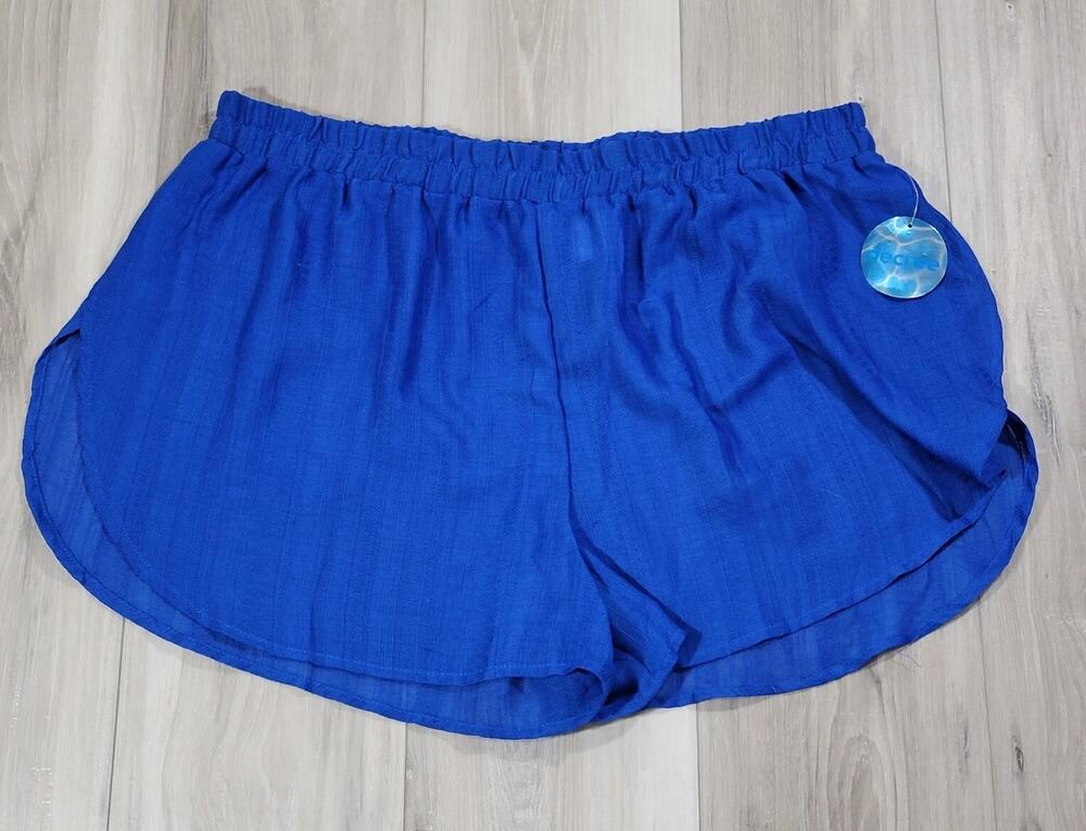Decree Shorts Women's 2XL Blue Chasing Rainbows New